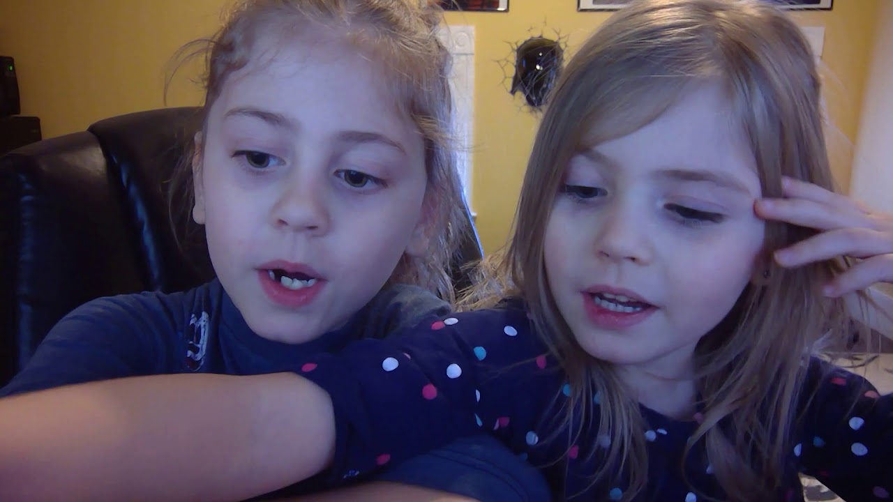 Calico Critters NEW Nursery Collection Unboxing & Play with Ivy & Lorie