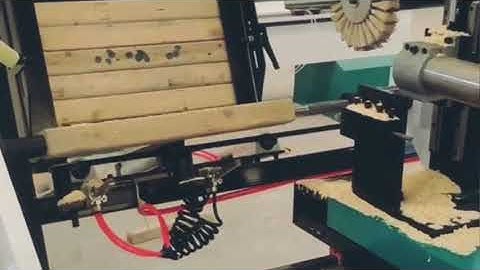 Automatic Cnc Wood turning machine with auto feeding system polishing system