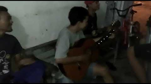Pengamen Surabaya Perahu Layar