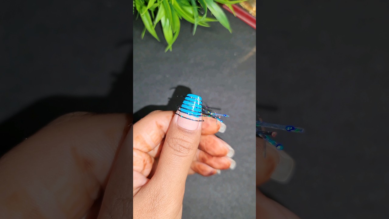 💅Creative striping tape nail art design 