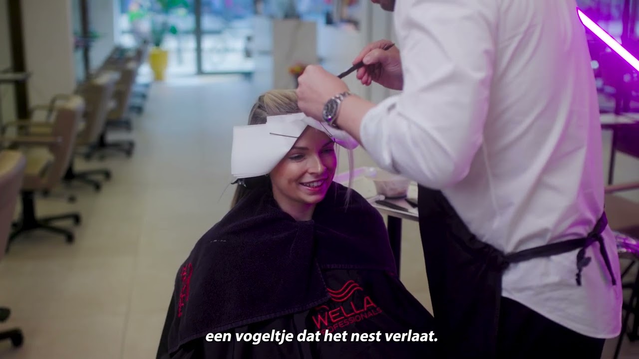 Kleuren Doe Je Bij De Kapper – In de Stoel met Jochen vanHoudt en India Suy