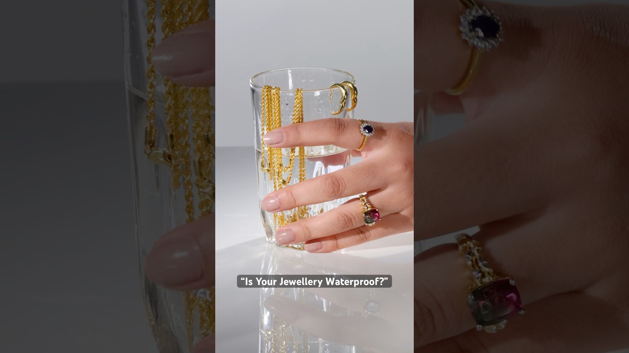 Is our jewellery really waterproof? We put it to the test!