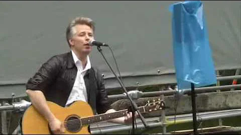 Derek Singleton - Singer & Songwriter auf der Seeb...