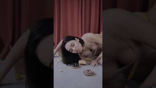 What Is Emotional Eating? Emotional vs Physical Hunger Explained