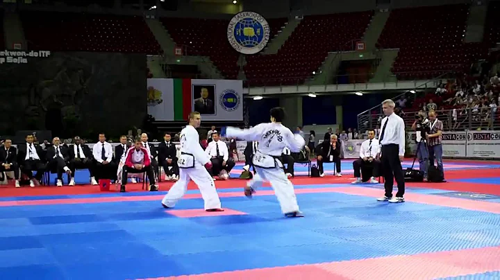 Evgeny Otsimik (Rus) v Ri Chung Il (DPRK). -57kg M...