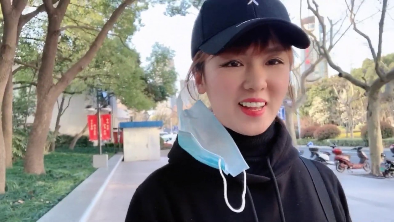 上海公交车上的人越来越多了，曾经的紧张状态，已经淡了