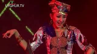 Uyghur Dance - Akijan | ئۇيغۇرچە ئۇسسۇل - ئاكىجان Resimi