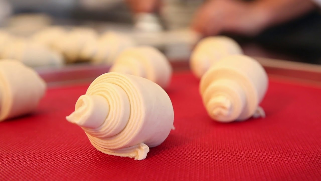 Croissant e Pain au chocolat realizzati con farina ROBUSTUM®