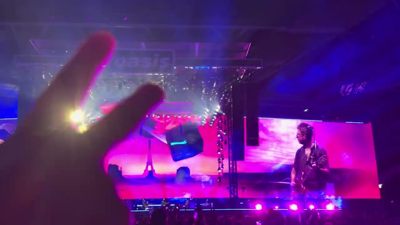 Oasis - Champagne Supernova (Live at Wembley Stadium 25/07/2025)