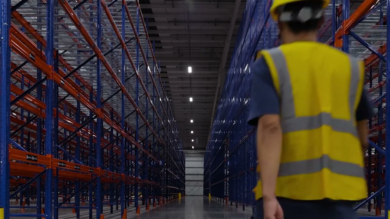 EcoSet wireless in warehouse - Philips Lighting
