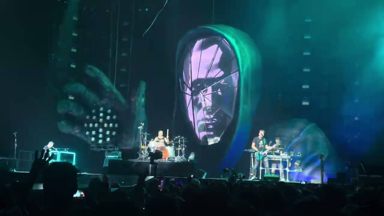 Muse - apocalypse please (live in London, o2 arena, 01/10/2023)