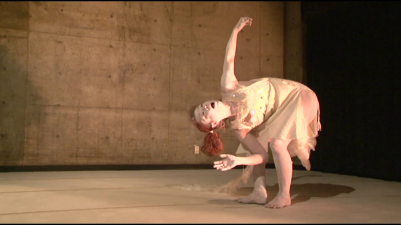 横滑ナナ ソロ舞踏公演  『とんがらづき』　Nana Yokosuberry 