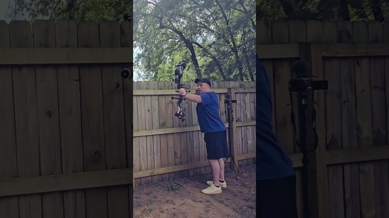 B3 Destrukt 40 Yard Flight Archery Shorts