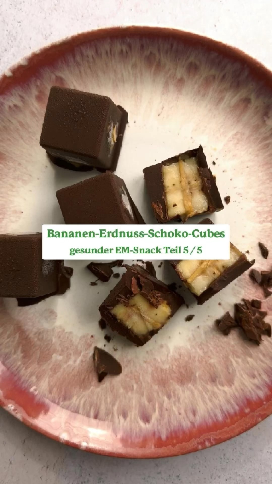 🇨🇭gesunder EM-Snack Teil 5 von 5 ⚽️ Bananen-Erdnuss-Schoko-Cubes - YouTube