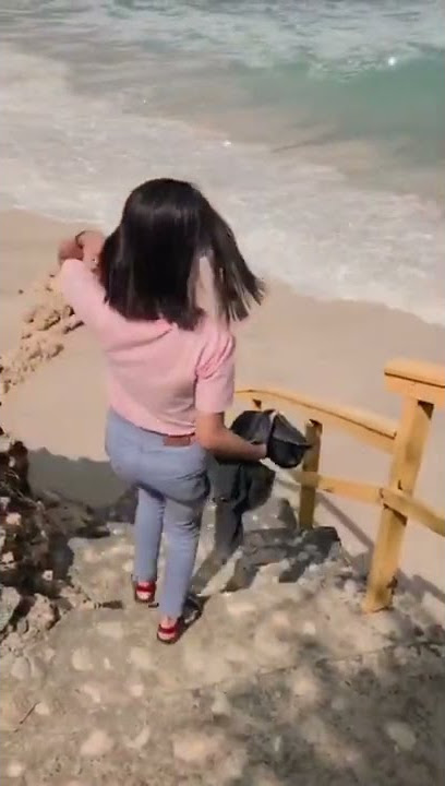 Story Wa Mentahan Video Liburan Ke Pantai Sama Cewek Cantik (Viral Tik Tok) Terbaru #shorts