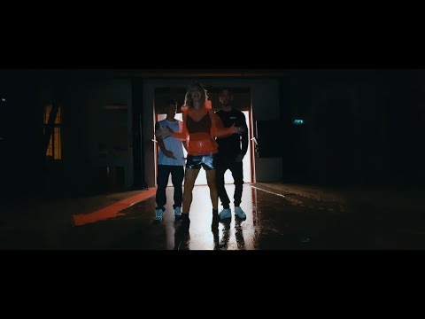 Hősök Feat. Péterfy Bori & Love Band – Te Vagy A Veszély #BandFusion