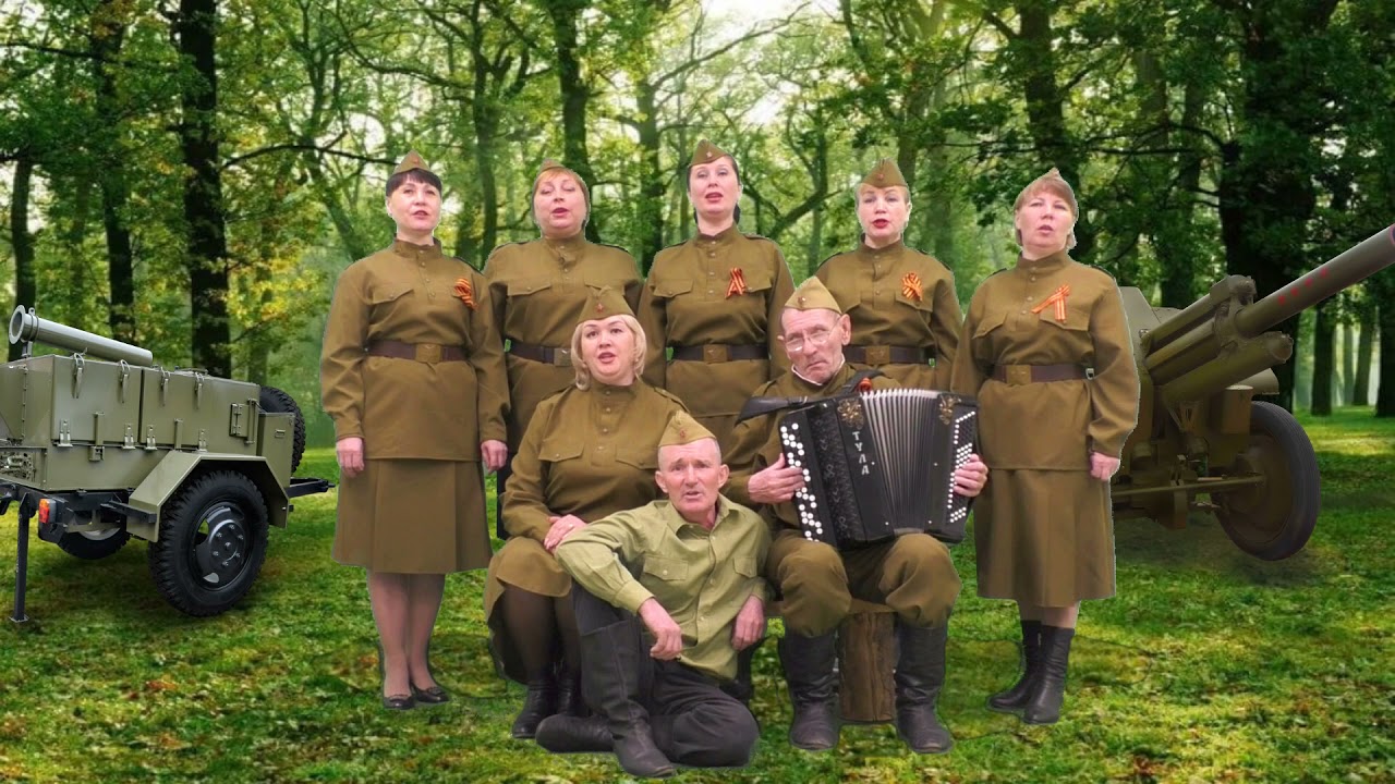 Инсценировка на позиции девушка. На позицию девушка провожала бойца. Фото на позицию девушка провожала бойца. Девушка провожает бойца.