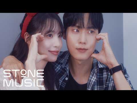 신예영 (Shin Ye Young) - 그 시절의 우리로 돌아간 것처럼 (As If We Have Returned to Our Days) MV