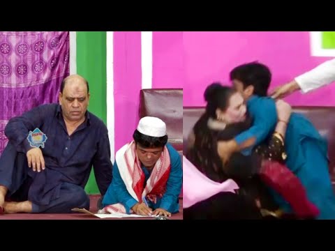 Best Of Vicky Kodu and Shazeb Mirza and Shokat Rangeela Stage Drama Comedy Clip 2020