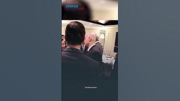 MOMEN Mayor Teddy Tarik Pengawal di Belakang Prabowo & Beri Ruang Menlu Dampingi Presiden