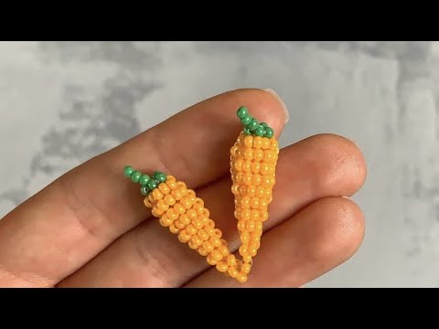 Морковка из бисера.