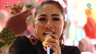 'terhanyut dalam kemesraan' cover lirik (diva Kartika)
