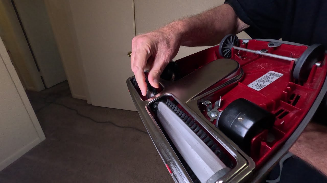 Trying Out The Sanitaire SC679J with a VG-1 Brushroll...