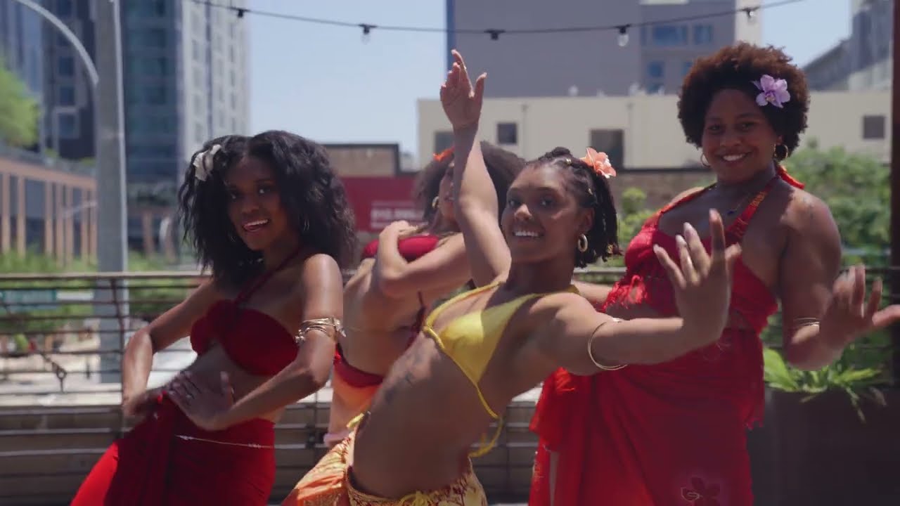 Guarda Jon Muq - Shake Shake Dance For Me (Official Music Video) su YouTube Guarda Jon Muq - Shake Shake Dance For Me (Official Music Video) su YouTube