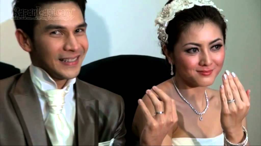 Jonathan Frizzy � Dhenna, Bulan Madu Ke New York