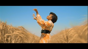 Savanah - A Thousand Hills [Official Music Video]