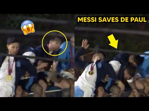 😱 OMG!! Messi Almost Fell off from Argentina team bus during Celebrations