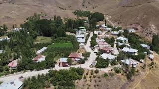 Hakkari Bağışlı Köyü Manzara ve Çocuklar (Mem Ararat Holık) Resimi