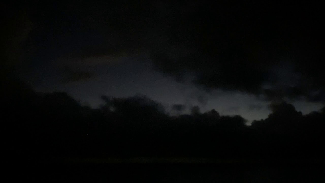 Hanno Leichtmann - Loop Music Video Six