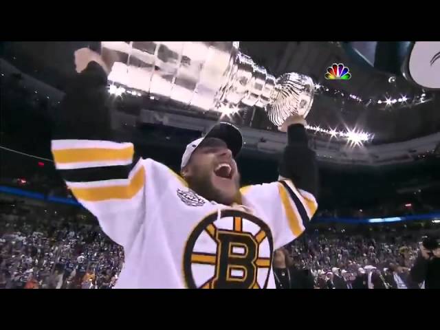 Boston Bruins Greatest Goals Mug: Sixth Stanley Cup (2011) – Playbook