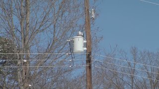 Some Arkansans deal with power outages, Entergy asks people to limit usage