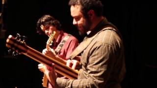 Trio Pau de Arara e Vinicius Dorin - As Rosas Não Falam (Cartola)