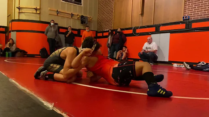 Daniel Nauman duals 97 vs Berks Catholic