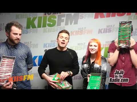 PARAMORE - BIG LEAGUE CHEW - JOJO INTERVIEW KIIS FM