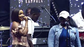 Tracy Melon Makes Funs Cry during live performance  at #shadesofkampala
