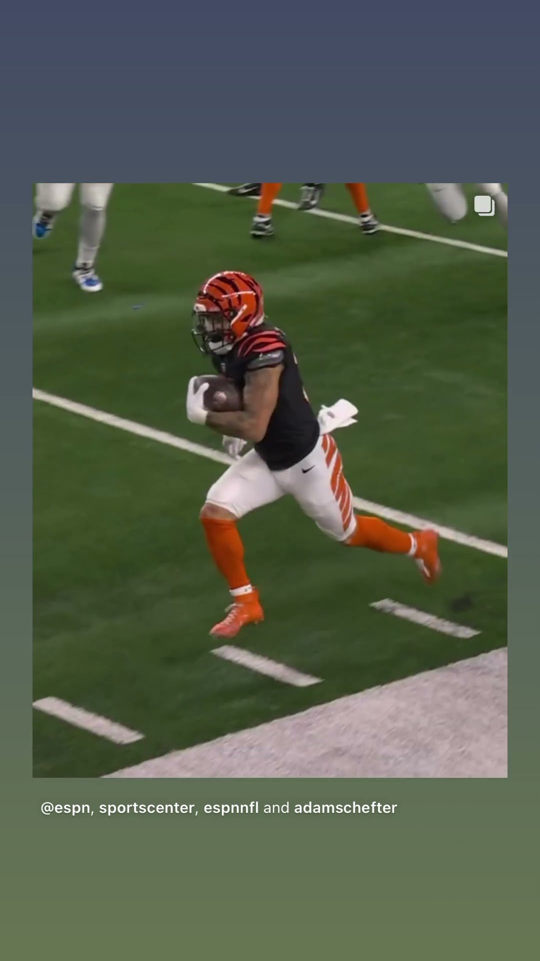 Looks good to me #hoodnews #bengals #chasebrown #touchdown #cowboys #dallas #omg #slowmotion #wow