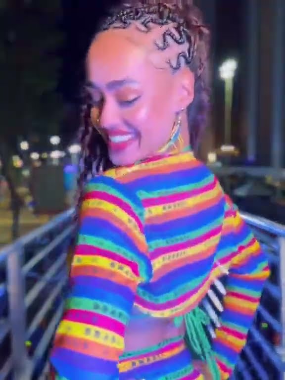 Hoje é dia da nossa caçula! ??✨ A nossa diva @na4t está completando 21 anos!! ?