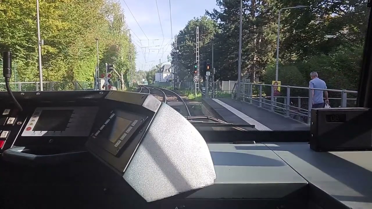 Führerstandsmitfahrt in der Stadtbahn Linie U1 von F-Gienheim im Typ U4