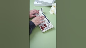 Retro Keyboard for Your Cozy Setup 🌟