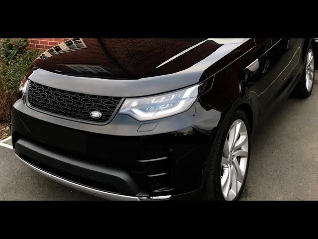 Land Rover Discovery 5 Dynamic Style Upgrade Schwarz glänzender Frontgrill