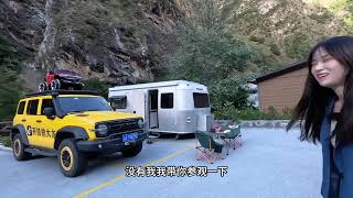 拖挂房车全国旅行偶遇一个自驾游的单身小姐姐想与她结伴同行