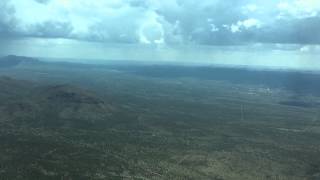 【ファーストクラスで世界一周】小型機から見下ろすナミビアの大地