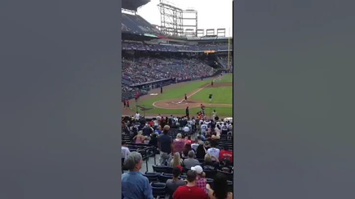 The Star Spangled Banner, performed by Carlie Howa...
