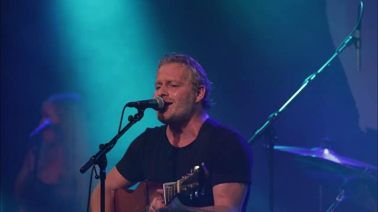 Asle Beck (Langt inne i fremtiden) Live fra Vulkan Arena 2019 Asle Beck (Langt inne i fremtiden) Live fra Vulkan Arena 2019