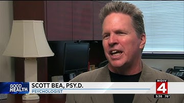 Experts say hugs help people stay healthy