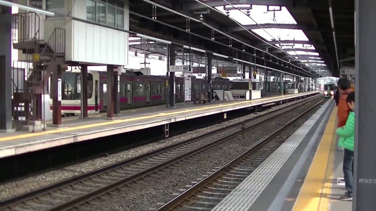 京王府中駅7000系、8000系入線～発車